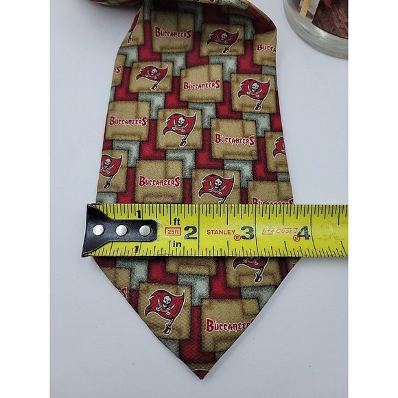 Tampa Bay Buccaneers Bucs Eagle Wings 100% Silk Mens Neck Tie Necktie NFL - Picture 7 of 7